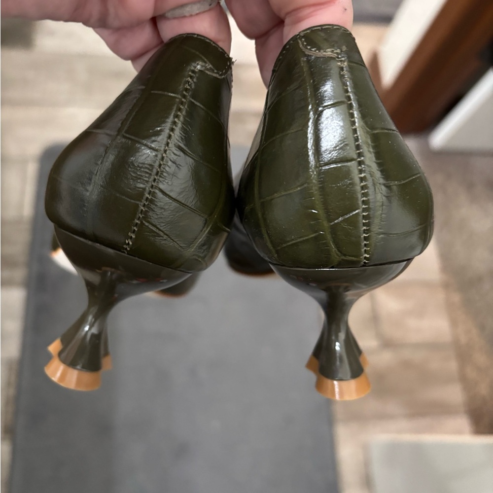 Jeffrey Campbell Dark Green Croc-Embossed Kitten Heels - Picture 4 of 4